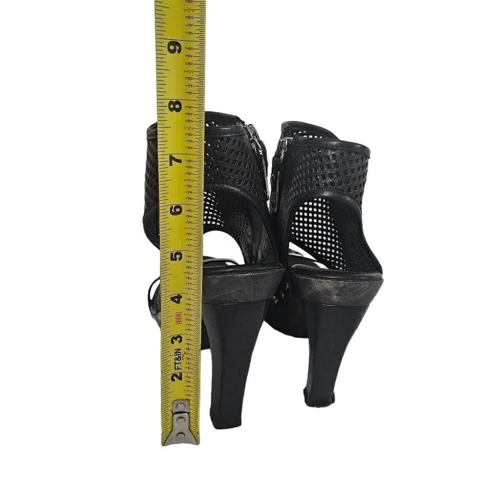 Juicy couture heels for women